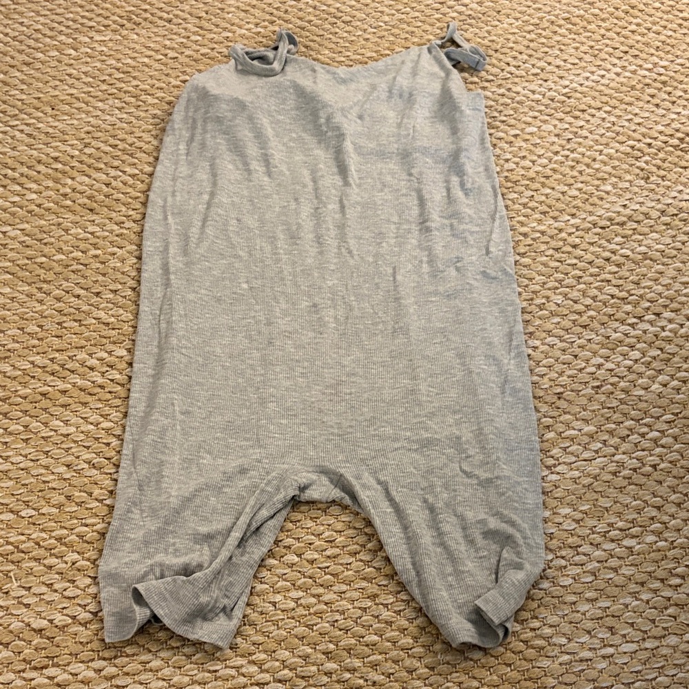 GAP Maternity Gray Knit romper one piece cotton